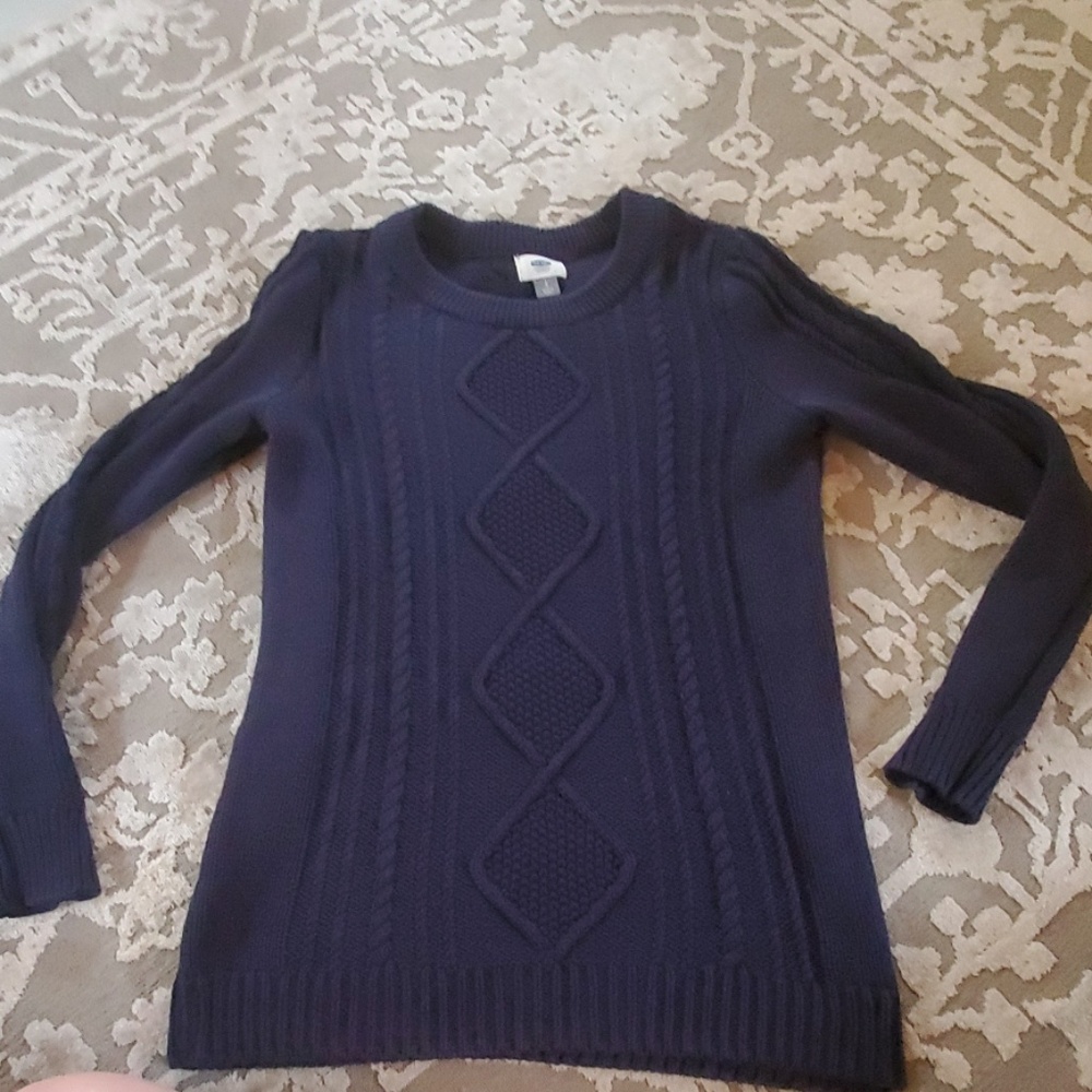 Old Navy sweater